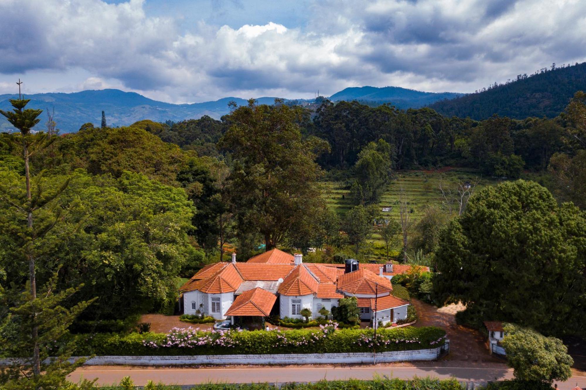 Neemrana's Wallwood Garden Coonoor Buitenkant foto